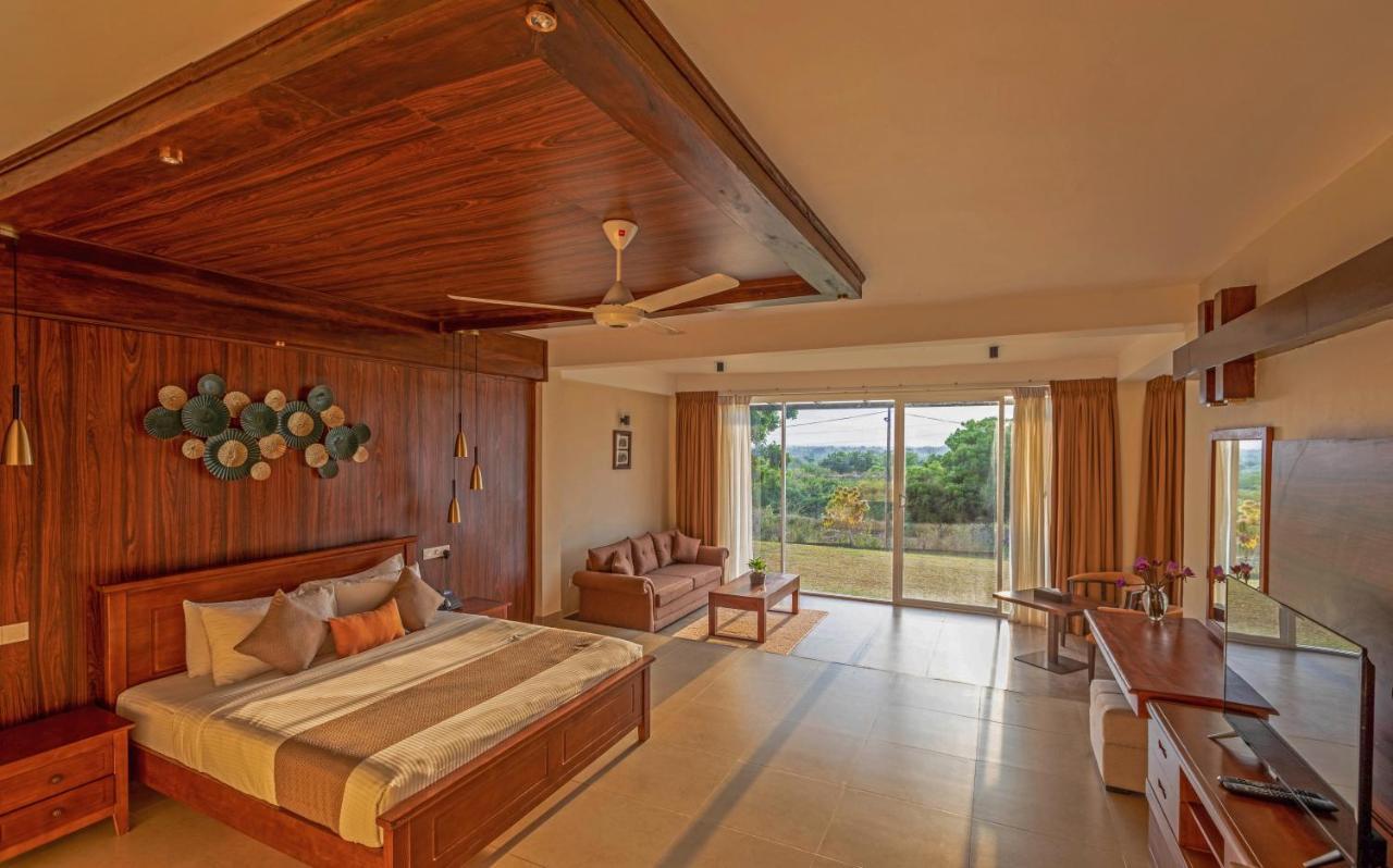Birds Resort Хамбантота Экстерьер фото
